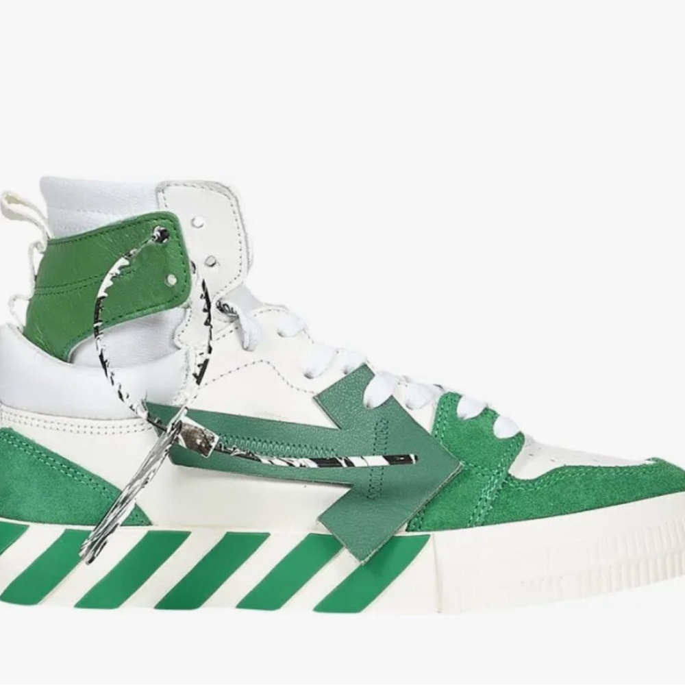 Off-White high top vulcanized, leather, white & green arrow. Mens 39, us 6